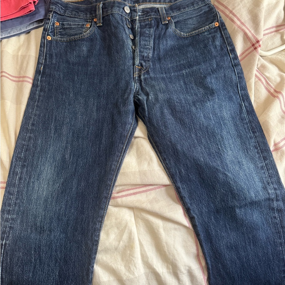Levi's Men's Classic Indigo Straight Jeans - Picture 2 of 2